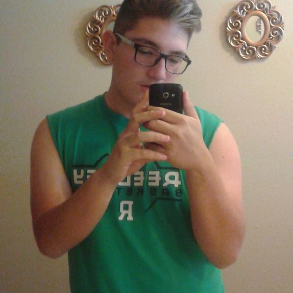 Meet your Posher, David - Picture 1 of 1